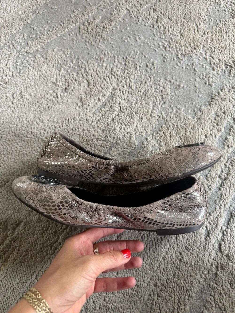 Tory Burch Heidi Metallic Taupe silver Logo Ballet Flats slip on 8